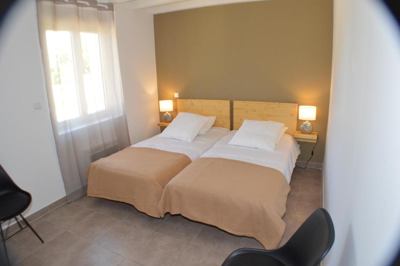 Le Clos Des Taulelles Gite Le Figuier Saint-Privat-de-Champclos Exterior foto